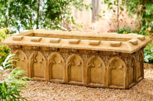 62019 Cathedral Trough