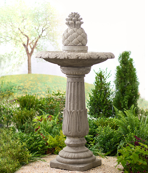 94503-Governors-Fountain-with-Pineapple