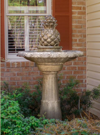 94503 Governors Fountain with Pineapple